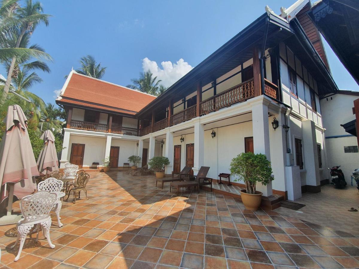 Ananta Villa Luang Prabang Exterior foto